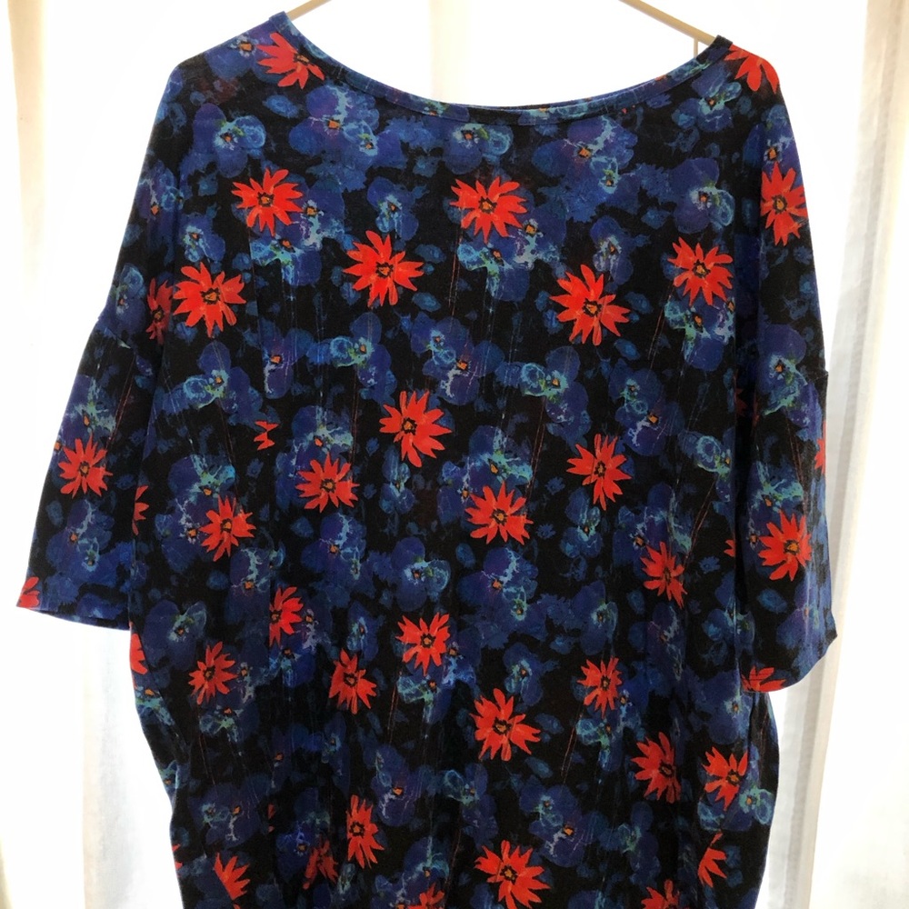 LulaRoe Irma Shirt